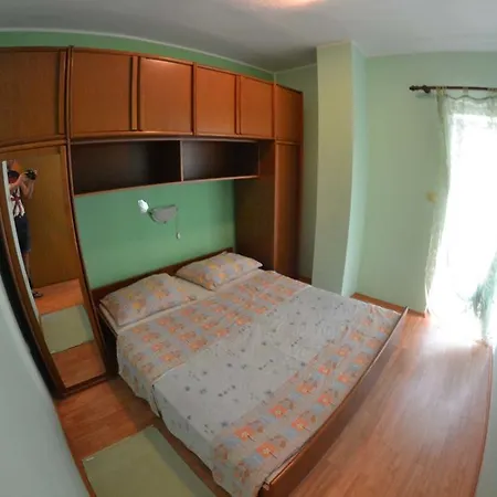 Apartmani Jenny I Tania Lopar Exterior photo