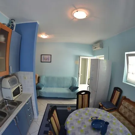 Apartmani Jenny I Tania Lopar Exterior photo