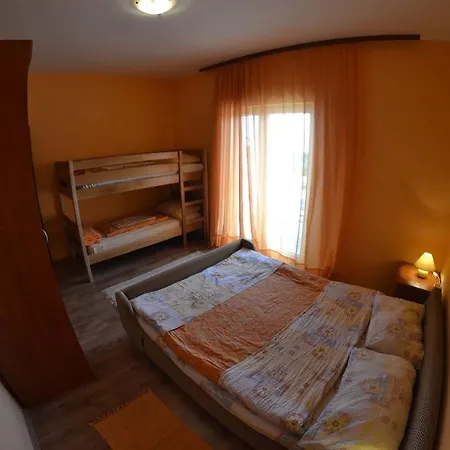 Apartmani Jenny I Tania Lopar Exterior photo