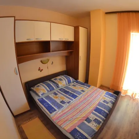 Apartmani Jenny I Tania Lopar Exterior photo