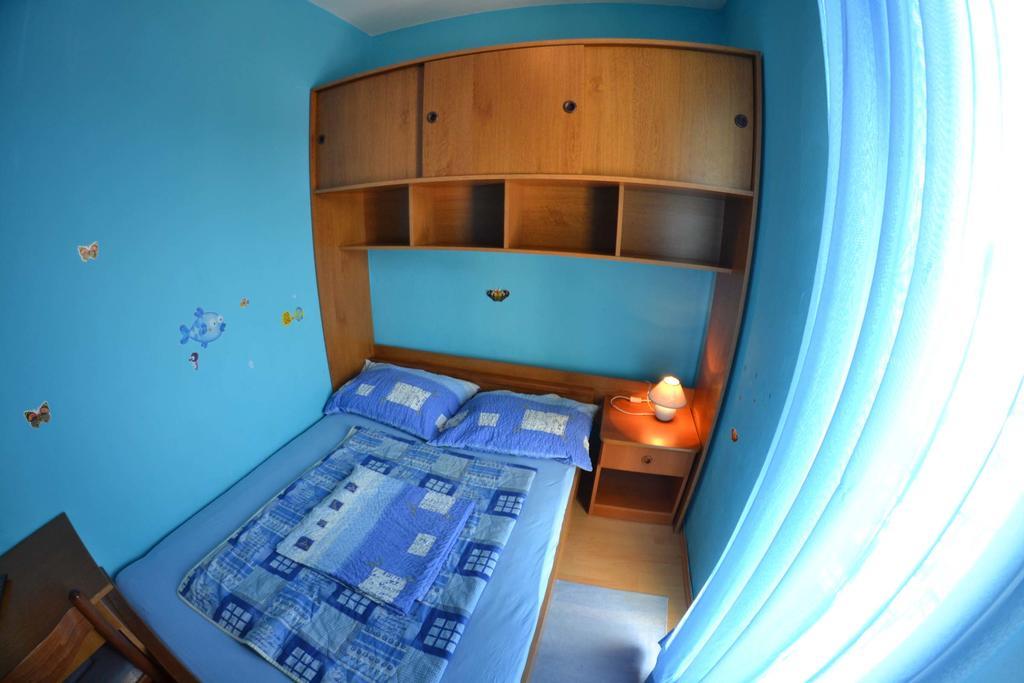Jenny I Tania Apartman Lopar